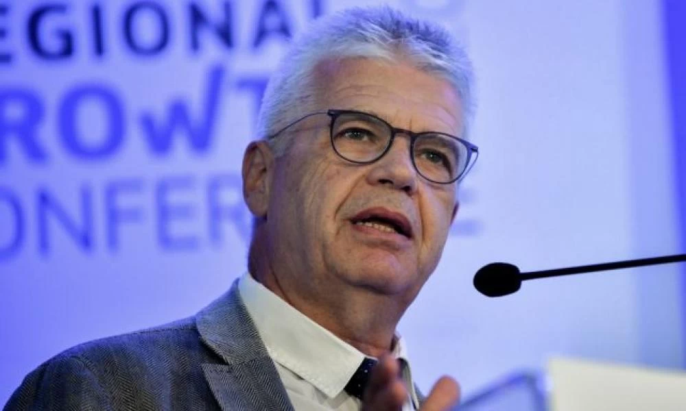 Γώγος: Από τι εξαρτάται η επιτυχία του εμβολίου Οξφόρδης;